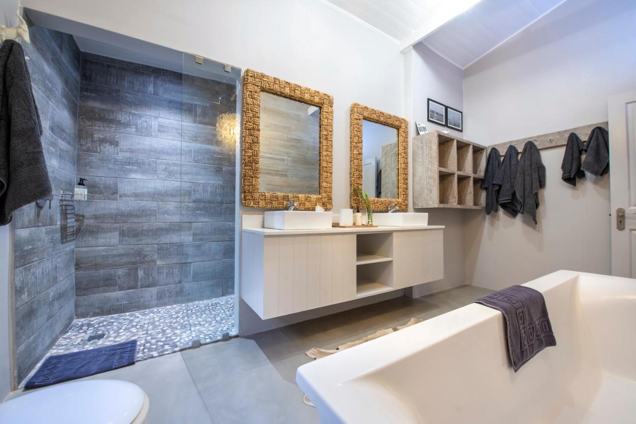 Driftwood By The Oyster Collection Villa Кентън он Сий Екстериор снимка